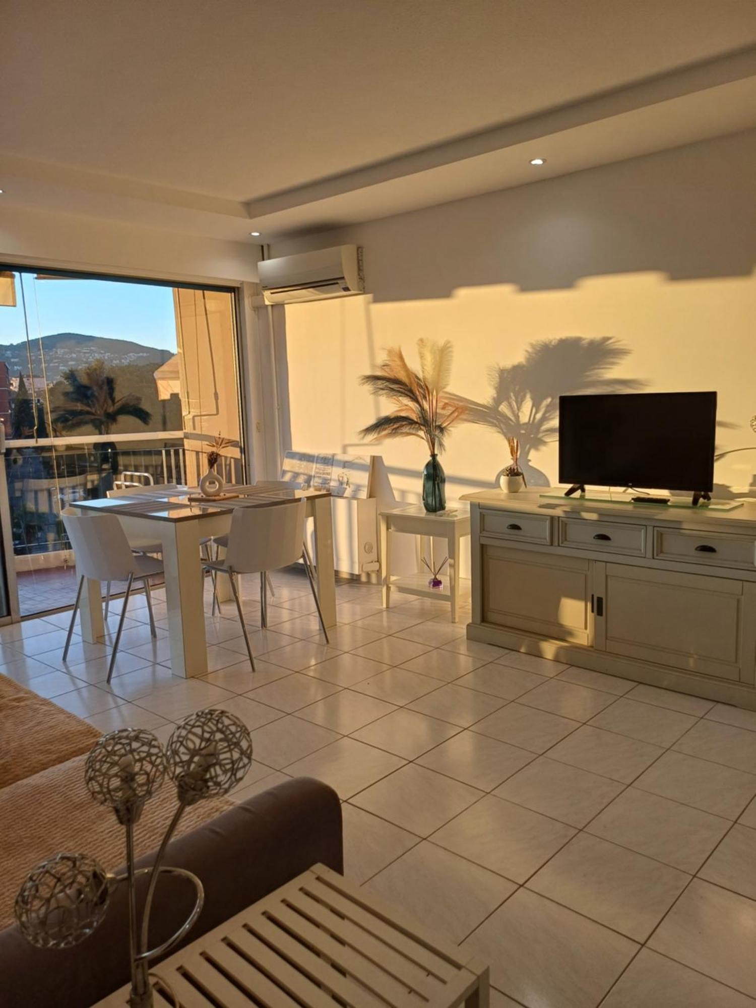 Ferienwohnung Mandelieu La Napoule Exterior foto